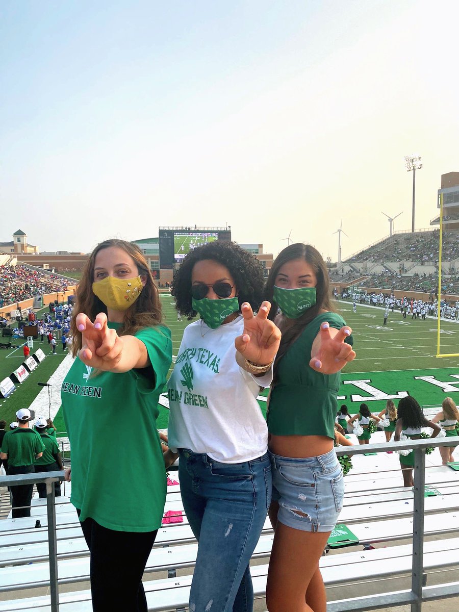 Happy Mean Green Homecoming! 
•
•
#untadpi #unt24 #BeTheFirst