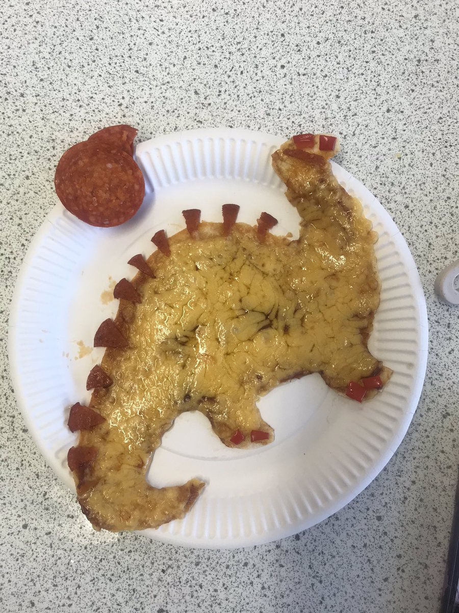 StMachar_HE's tweet photo. S3 pupils have been learning about babies and toddlers diets. This week they made healthy pizzas. 👏🏻😻@stmacharacademy https://t.co/xPWPNHO85s