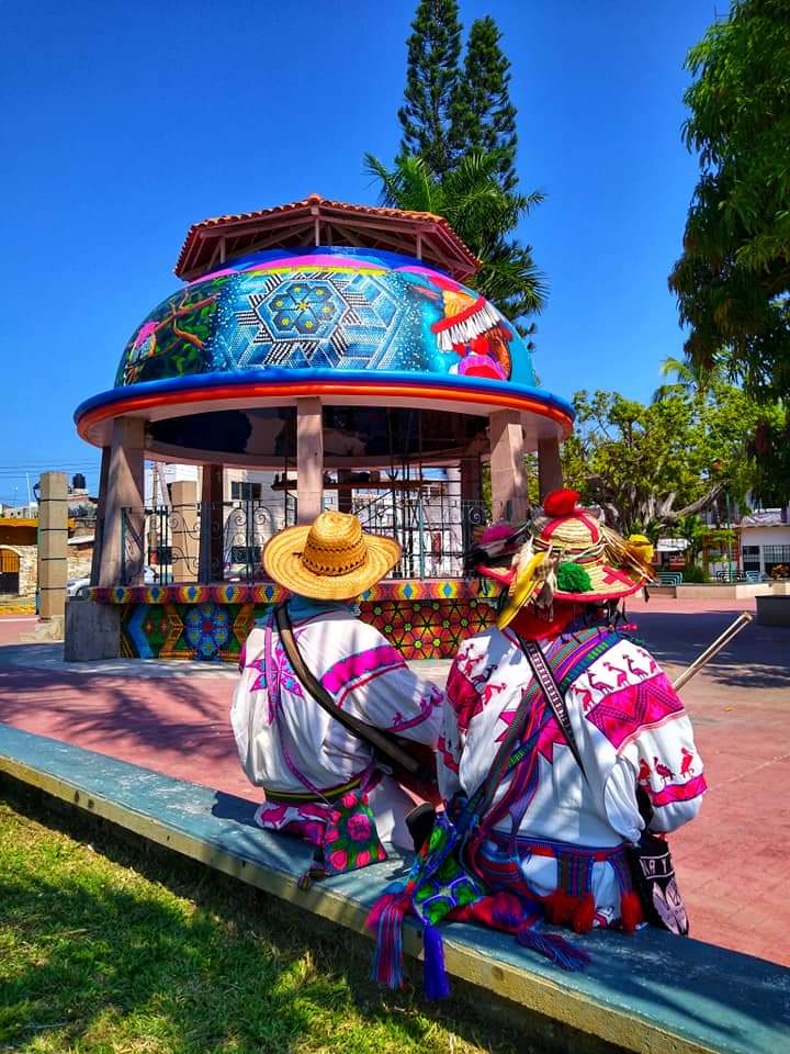 MexicoEnRuta's tweet photo. Con bello colorido la plaza ubicada en la Peñita de Jaltemba #Nayarit, donde su Kiosko es una obra de arte

Apreciemos el arte ♥️

📷 galería bauti https://t.co/TZRmQLVJma