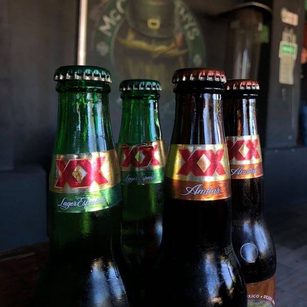 💥Yeah banda, por fin es Viernes! 
Los vemos hoy con Chela participantes a $18.00 de 1 a 4pm y de 4pm a 9pm 2x$45.00!💥😱🤘
Disfruta con todo la #RockerHour!! Yeah!