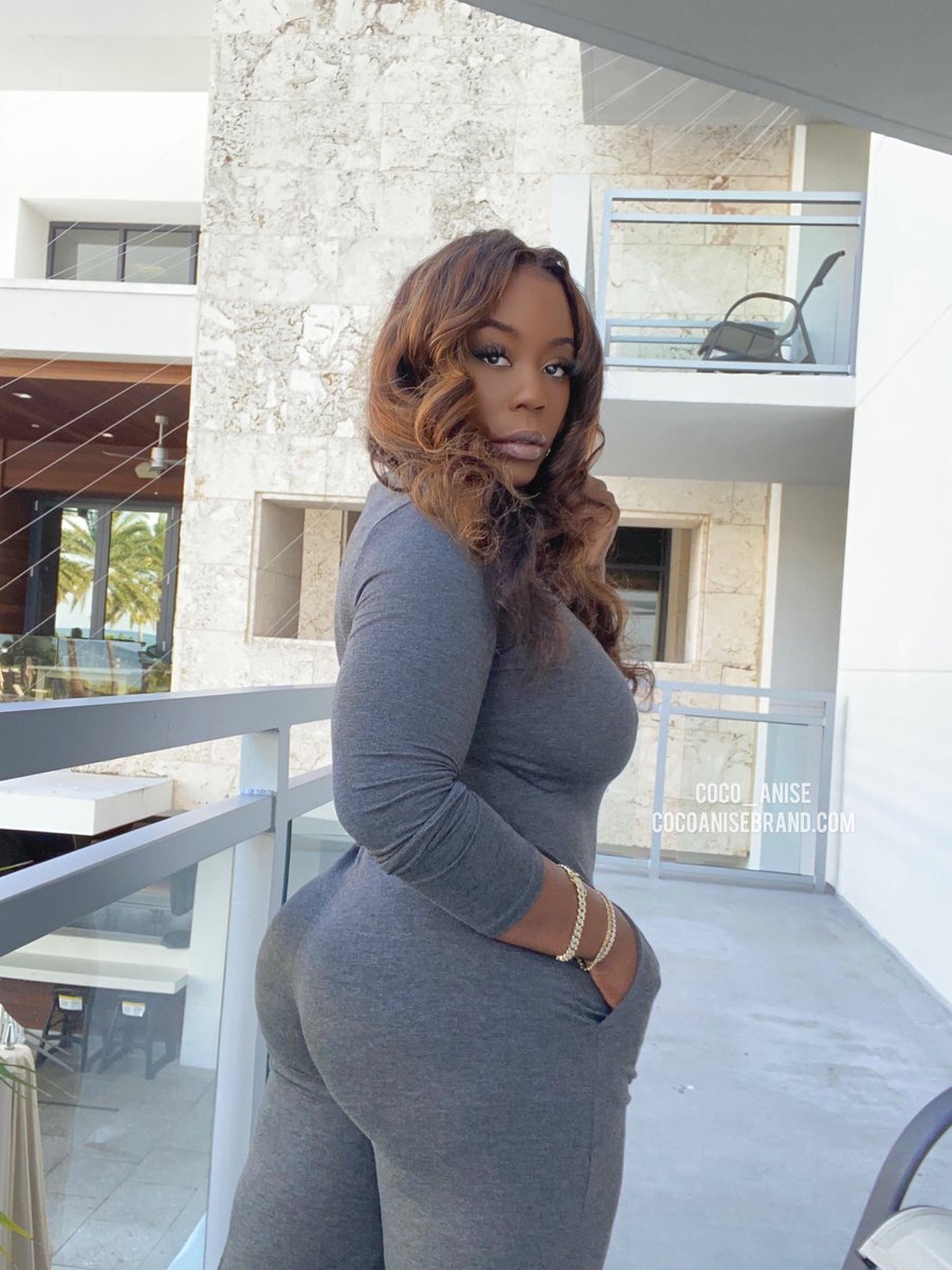 Coco Anise (@coco_anise) on Twitter photo 2020-11-06 17:56:26 Life is too s...