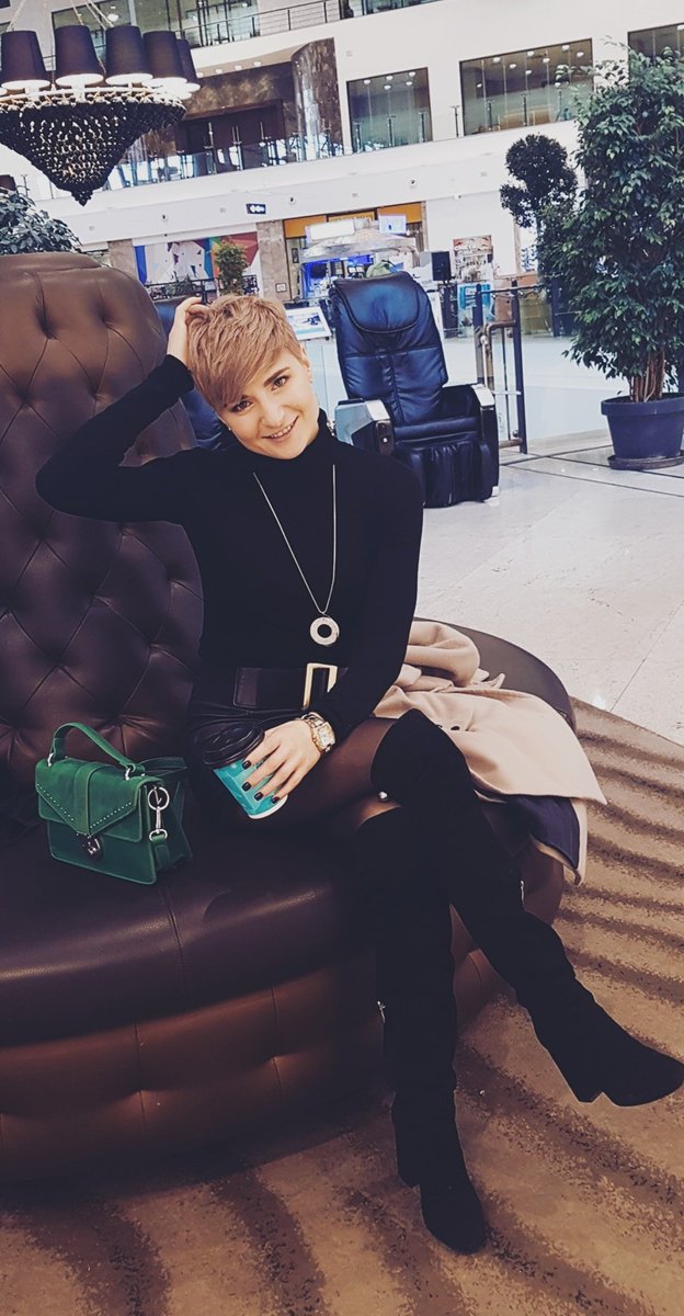NinaKathee's tweet photo. Hello, I wonder if you miss me at least a little ? https://t.co/ORK7z9bhcs