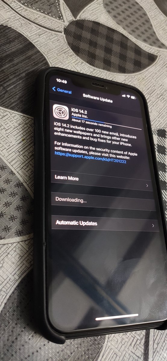 GoTechNewsHub's tweet image. Apple Officially Rolls Out iOS 14.2 Update – Brings Over 100 New Emoji, 8 New Wallpapers, Bug Fixes And More  #Apple #iOS14.2 #iPhone #iPad 
gotech.co.in/2020/11/apple-…