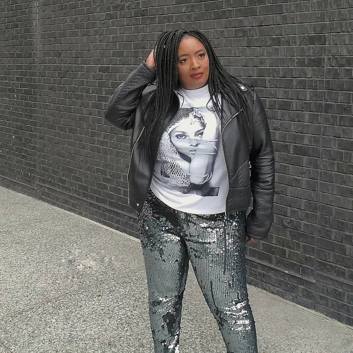 thejoycedelaney's tweet photo. Got dressed in my fancy pants to go nowhere because nowhere is now somewhere.
📸: @impact2436
Tshirt: @ltd_creations
Pants: @asos (old)
Jacket: (old)
#asos #sequinpants #motojacket #wardrobeconsultant #dcpersonalstylist #fashionblogger #influencer https://t.co/vVTG6Q2kV5