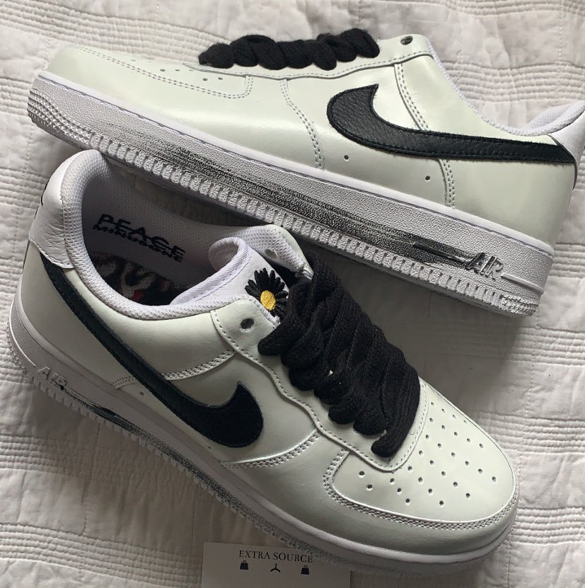 SourceExtra's tweet image. 💥PEACEMINUSONE X NIKE AF1💥 

❌EARLY PAIRS IN STOCK NOW❌
 
🎉DM TO ORDER VIA PAYPAL 🎉