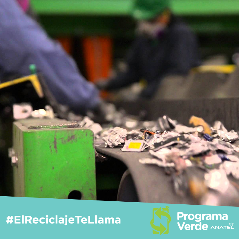 anatelmx's tweet photo. ¿No te has enterado? Reciclar es muy fácil, sólo encuentra tu centro de acopio más cercano https://t.co/XDEx24QUhq  #ElReciclajeTeLlama https://t.co/h94TAsOcYK