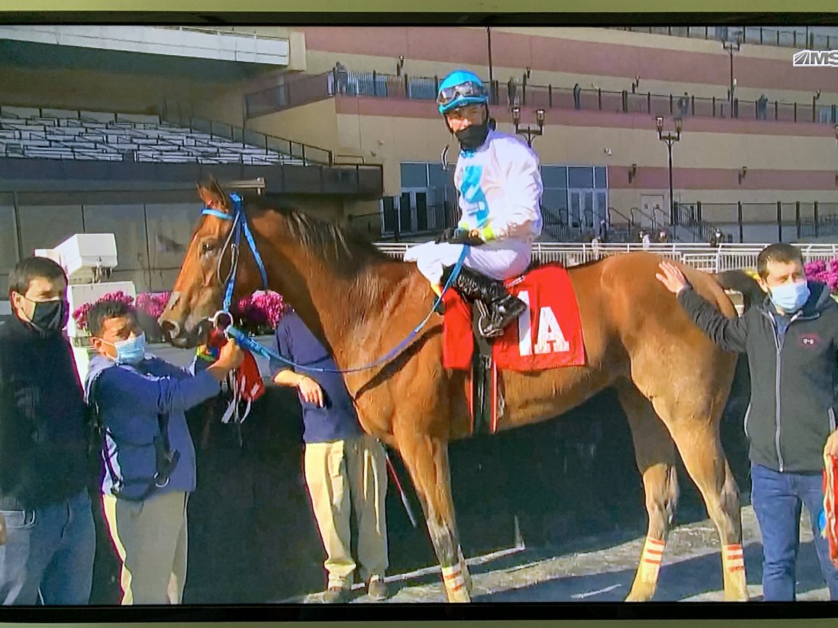 Zaevion gets it done! Great work by <a href="/mertkantarmaci/">Mertkan KANTARMACI</a> &amp; Benjamin Hernandez! Great start to kick off #Aqueduct opening day <a href="/TheNYRA/">NYRA (🗽)</a>