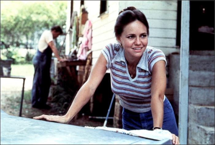Happy Birthday to the simply amazing Sally Field.     