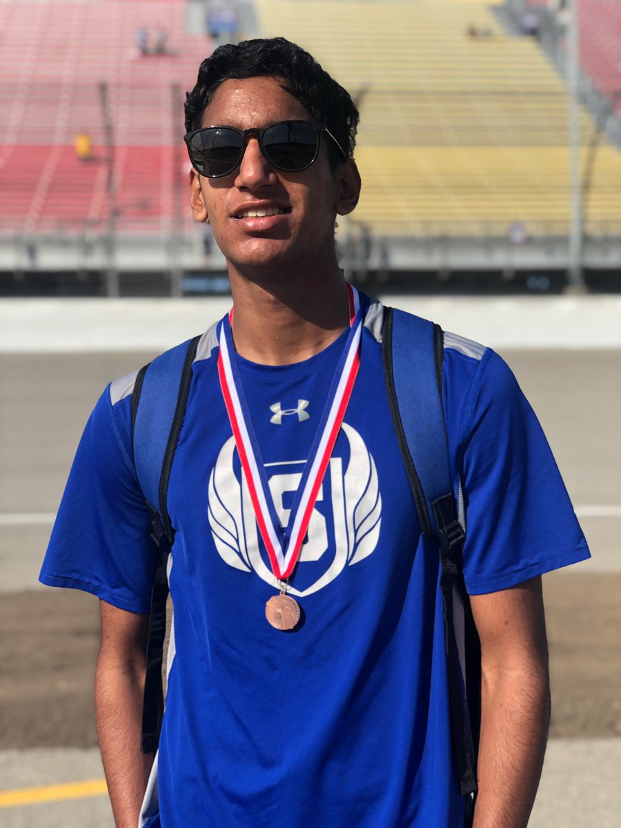 SalemRocksXC's tweet photo. Congrats to senior Talha Syed, earning all-state honors and finishing in the top 10! https://t.co/lSH4XzbKjh