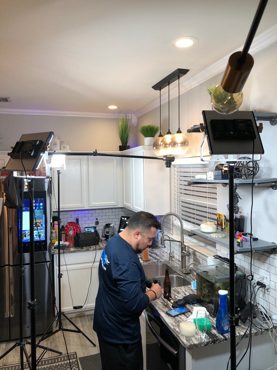 WILLSALLPRO's tweet photo. Here's some behind the scenes photos as a prelude for what's to come! We enjoy thinking outside the box for our content and look forward to the release of this footage. 😄 Comment below your thoughts on what kind of content we're shooting... tips, how-to videos, etc. https://t.co/rJCLfwhac8
