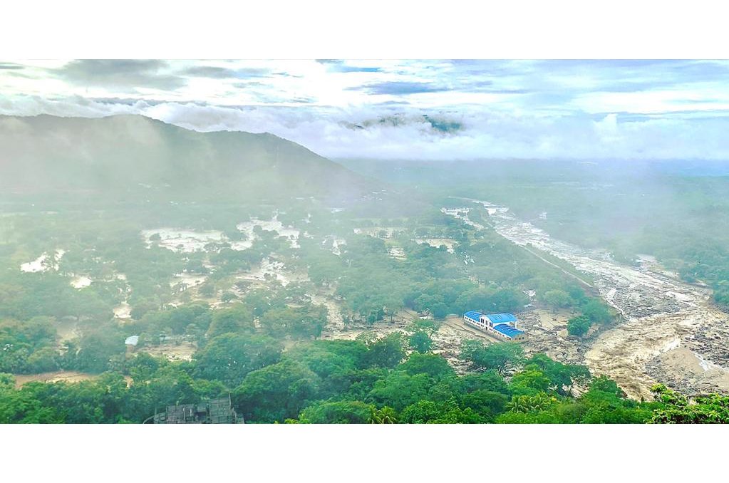 #HurricaneEta rains sent #mudslides and #flooding through our #Guatemala campus last night. So much devastation. All residents are safe an accounted for. Click to read more and #help: ow.ly/K9E850CdORJ #beforeandafter