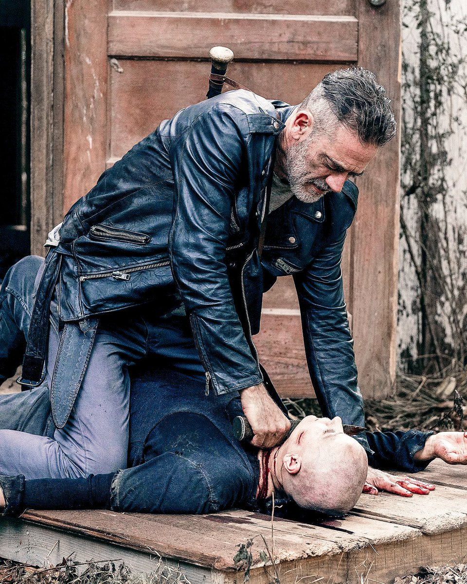 The Walking Dead — 10x12 stills.