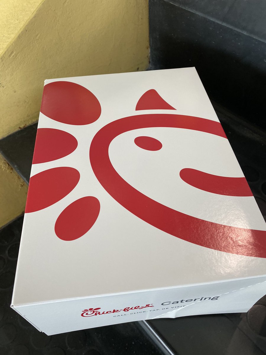 PRMTrailblazers's tweet photo. Thanks PRMS PTO and Chanhassen Chick-Fil-a  for the delicious staff lunch and fellowship following an evening and morning of parent conferences. You take great care of us! @PtoPrms @ChickfilA https://t.co/eXAwNv4Uis