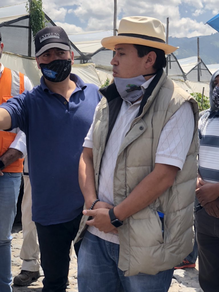 renebedon's tweet photo. En Yaruquí esperan más de 20 años la repavimentacion de la calle Luis Pallares. El alcalde @LoroHomero se ha comprometido a iniciar las obras, a través de @ObrasQuito, a inicios de 2021 https://t.co/T6T6KHvUuI