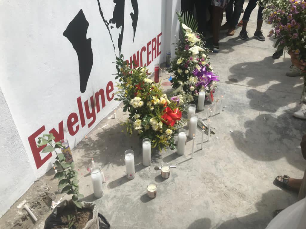 pierresbaptiste's tweet photo. 🙏🏾 Justice for #EvelyneSincere and may her death be the las wake up call we need.. 
Ke lanmò Evelyne se dènye gout dlo a. https://t.co/hCz3G3tPTC