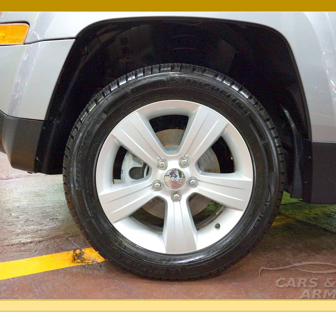 AutosSatelite's tweet photo. Jeep Patriot Sport 4x2 2.4 L 4 cilindros

Nivel 3 Plus por CENTIGON

color plata

28,000 kms

5551045432

@CdSatelite https://t.co/jnVxx1Y0Oj