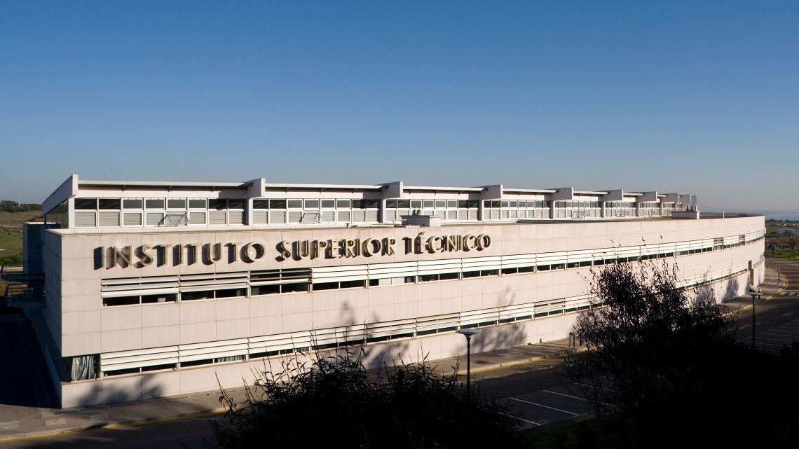 istecnico's tweet photo. Técnico celebrates the 20th anniversary of the Taguspark Campus (Oeiras), which has already welcomed more than 6000 students in the last years. It currently has more than 1500 students and 170 professors/researchers. Congratulations to all!
https://t.co/gcki1CZgHD #WeAreTécnico https://t.co/xqdUHkkjqe