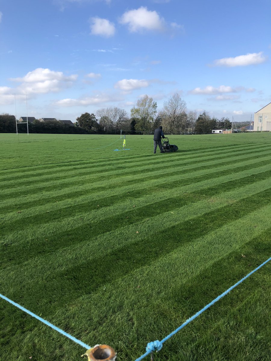 Saltash_CC's tweet photo. The square had its first haircut after a major revamp post season @CornwallCricket https://t.co/dQcLr64KSc