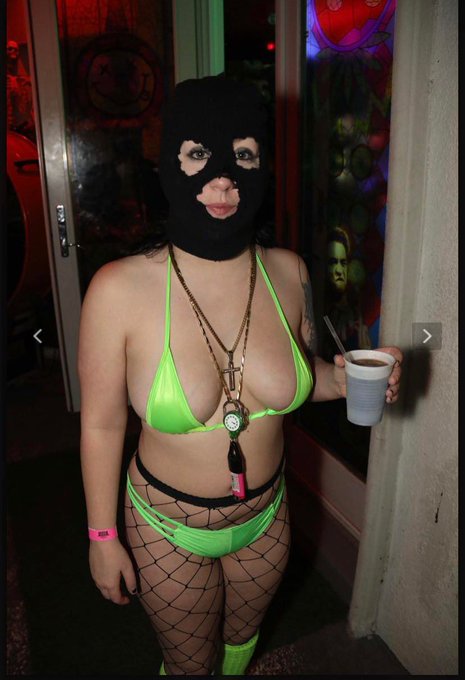 Halloween 2020 #DPIC https://t.co/FFUMjwH7Ed<a href="/tag/dpic"class="tags">#DPIC</a>