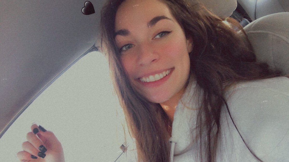 megancrain_'s tweet photo. Bless the dentist https://t.co/rXPWiZQhAX