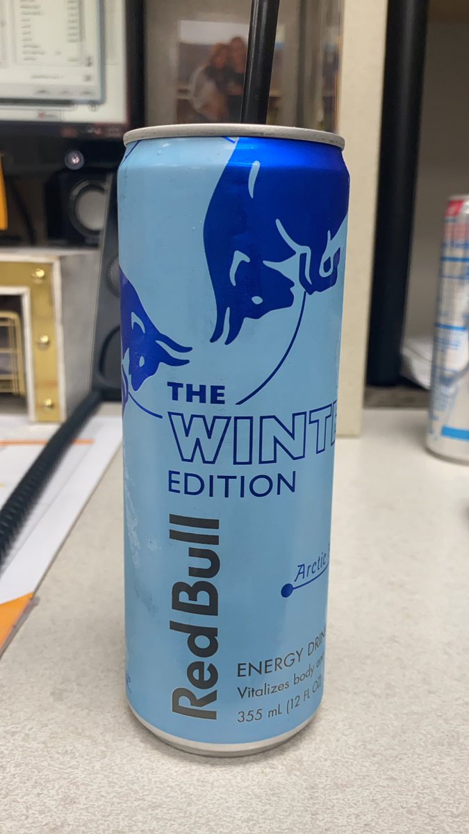 ALEY9782's tweet photo. 10/10 the best flavor ! I love this new flavor #RedBull #iloveredbull https://t.co/fQOqkE38Cw