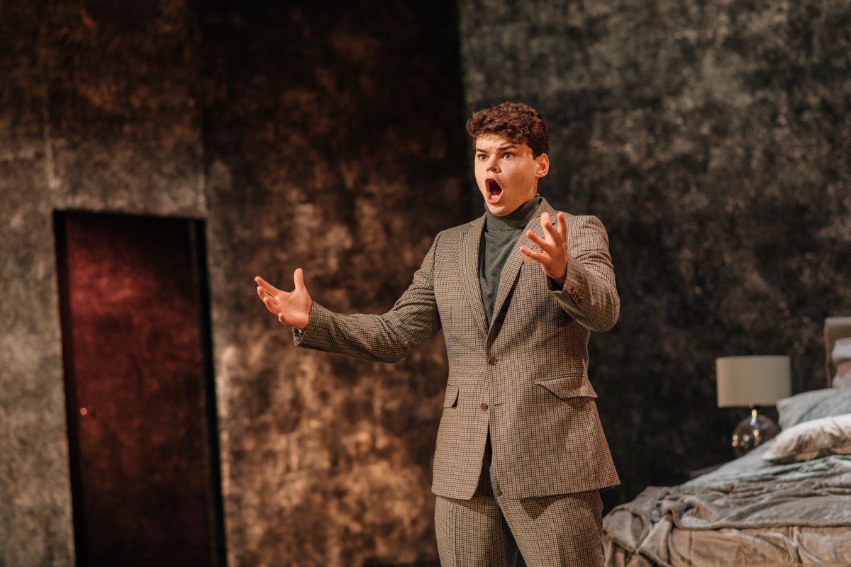 guildhallschool's tweet photo. 📢 This is your 10 minute warning for tonight's performance of our fully staged, live-streamed #GuildhallOpera triple bill

Join us at 7pm for Wolf-Ferrari’s 'Il segreto di Susanna', Mascagni’s 'Zanetto' and Donizetti’s 'Rita'.

Watch for free online > https://t.co/jGgSoLHmeA https://t.co/vUVOKbWK6V
