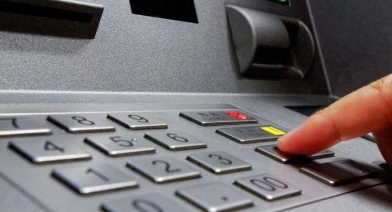 Hoy no abrirán los bancos pero funcionará el homebanking y los cajeros automáticos | 7corrientes.com/hoy-no-abriran…