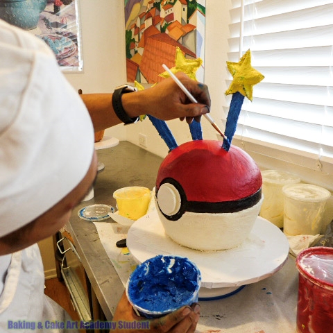 bakingcakeart's tweet photo. Beginning Cake Decoration student working on her sculpted cake project. The projects include "special effects" that adds awesomeness.
This project met all requirements!
๐ฐ #BakingandCakeArt #Cake #CakeArt #BakingStudent #BakingandCakeArtAcademy #CakeProject https://t.co/CqZtz6VTRQ