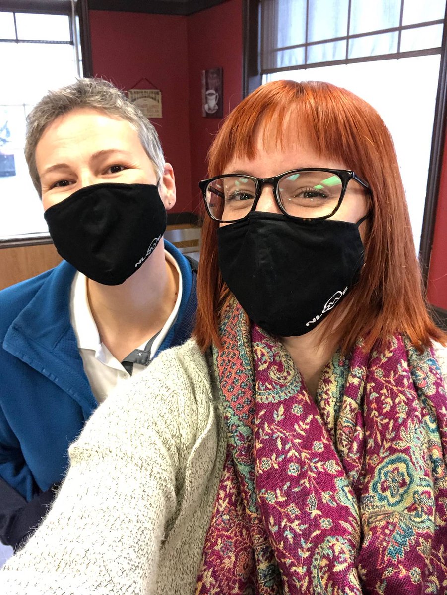 nlowe_org's tweet photo. Happy Friday! We wanted to share this lovely #nlowe mask selfie from Darlene of @TheKillickInn and Krystal of @ReflectiveMrktg. 

It's always exciting when we see members working together! #WomeninBusiness https://t.co/stV2xhgttU