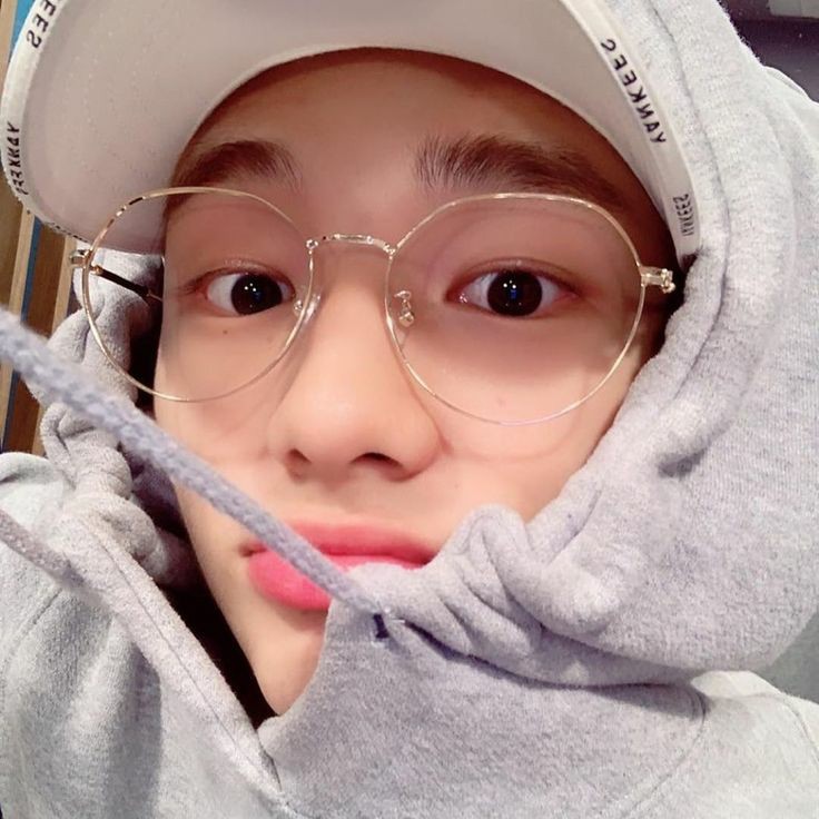 YTHNRCHY_twt's tweet photo. 〤 ° ¡𝖲𝗍𝖾𝗉 𝖮𝗎𝗍!⥋we are ≭ . . . 𝐘𝐎𝐔𝐓𝐇 𝐀𝐍𝐀𝐑𝐂𝐇𝐘 〆 # 𝕡𝕝𝕒𝕪𝕝𝕚𝕤𝕥
[#streamdate + #killthisstream] 

#HYUNJIN: El día de hoy les traigo una recomendación de este temazo de @PINKD4TE, sin duda va a estar en mi playlist por tiempo. https://t.co/tgrimNqfHI