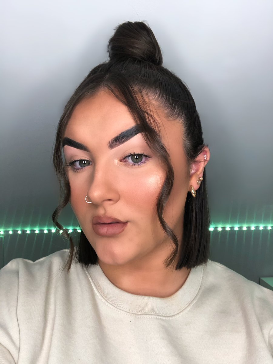 MaeveDuke1's tweet photo. https://t.co/3eHtwIWV9m #irish #makeup #Trending https://t.co/faeTzqJHxE