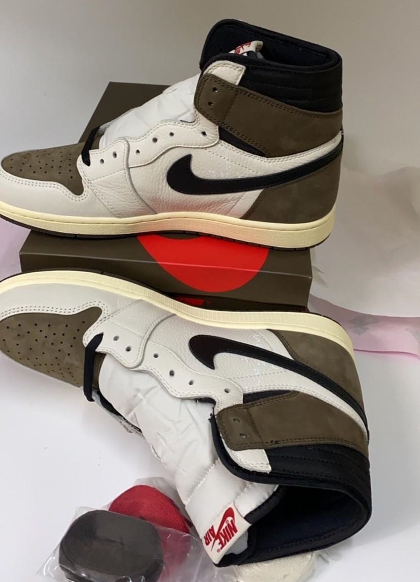 TheSiteSupply's tweet photo. [Thoughts?] Travis Scott Alternate Air Jordan 1 👟

📸 oneeightyair IG https://t.co/cmlopyt2Zn