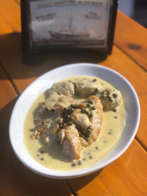 AtlanticFishery's tweet image. FRIDAY DINNER SPECIAL at Atlantic Offshore Fishery 
Lobster Ravioli and Grouper in a Lemon Butter Sauce with Capers
See our complete menu at: atlanticfisherynj.com/menu
#BoatToTable #picoftheday #foodie #restaurant
