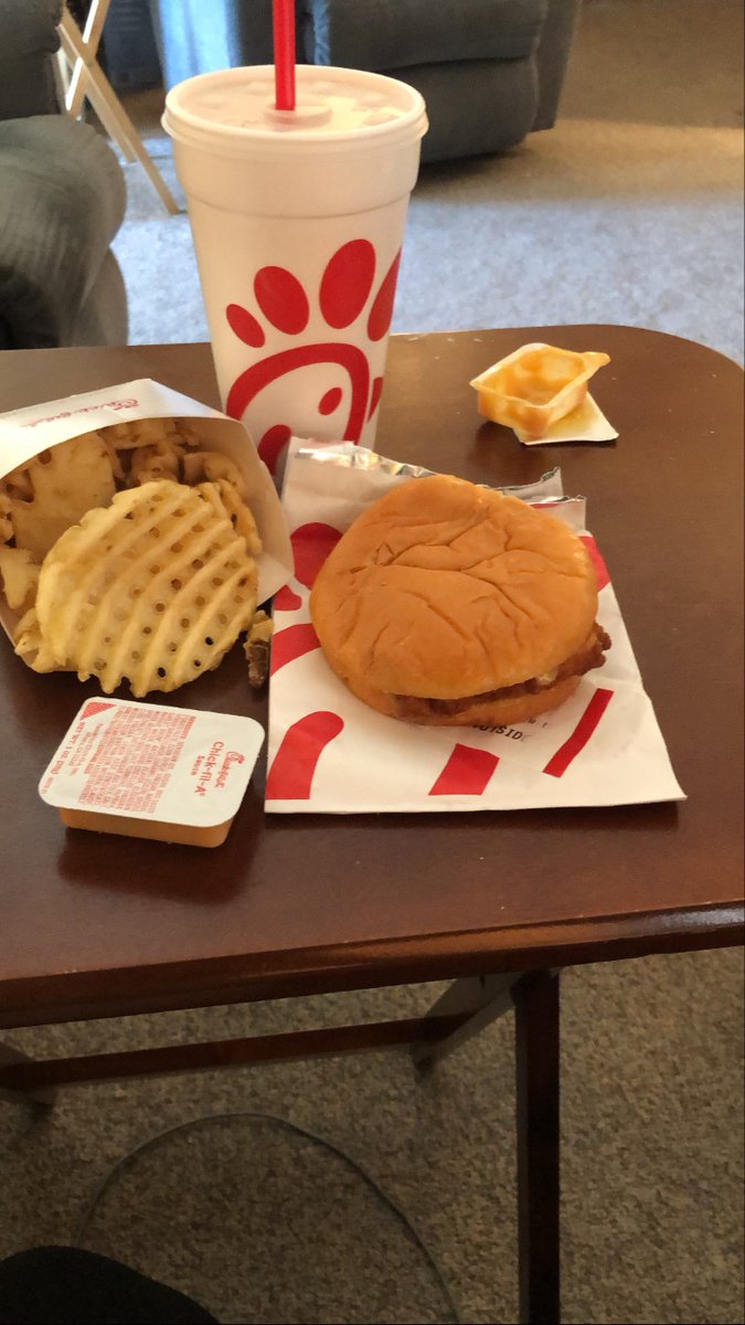 Steph_Swieca's tweet photo. Kicking off a beautiful birthday weekend with meal 25 of #CFAFirst100 https://t.co/7Hujoj3c5X