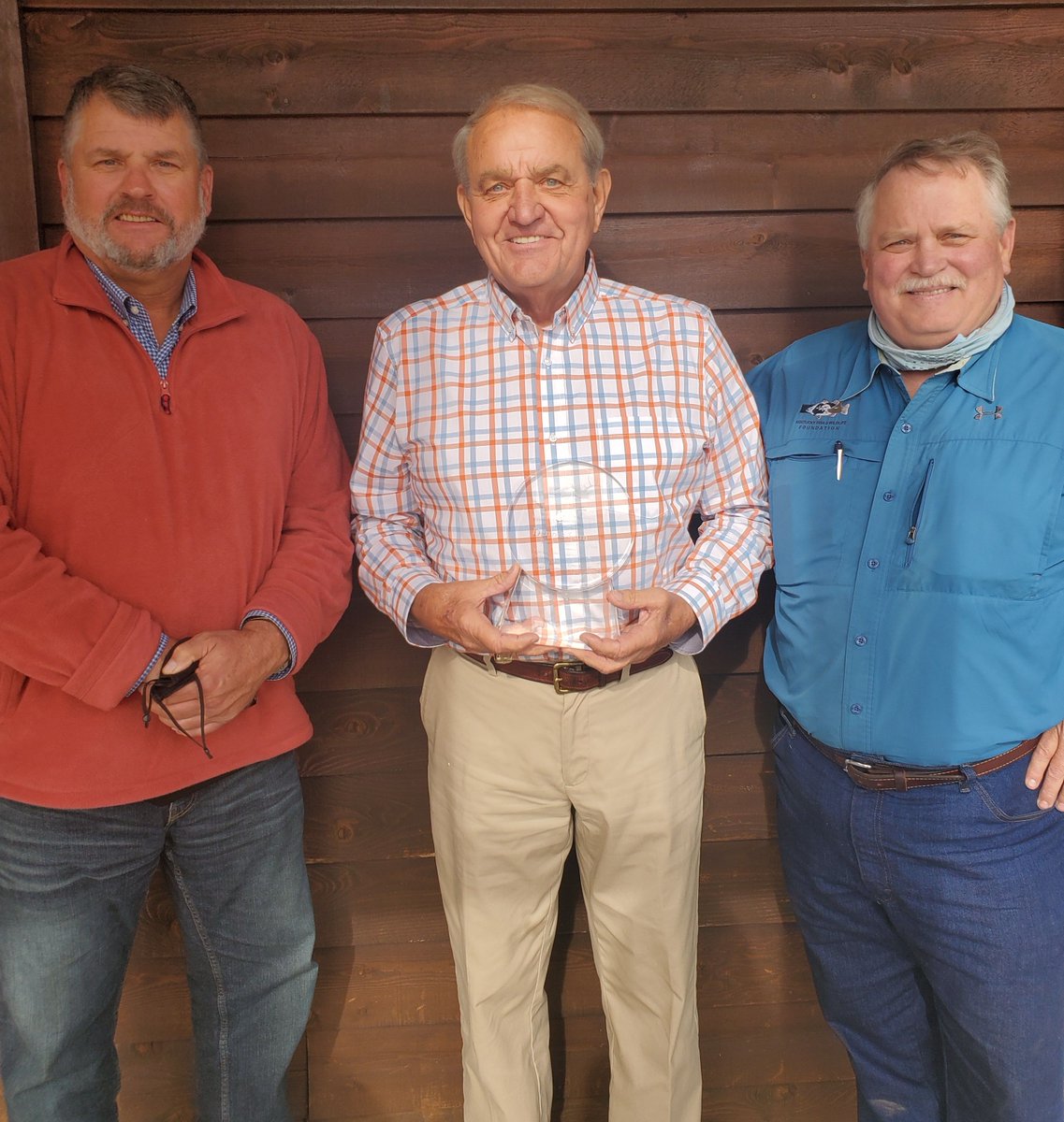 KFWFoundation's tweet photo. Yesterday we recognized Dennis “Coach” Lampley for his service and dedication to the Kentucky Fish and Wildlife Foundation and conservation in Kentucky. Coach was one of our founding board members and is the first to be inducted as member emeritus. 

https://t.co/3hT9OgvlEh https://t.co/iZk2GrHsgP