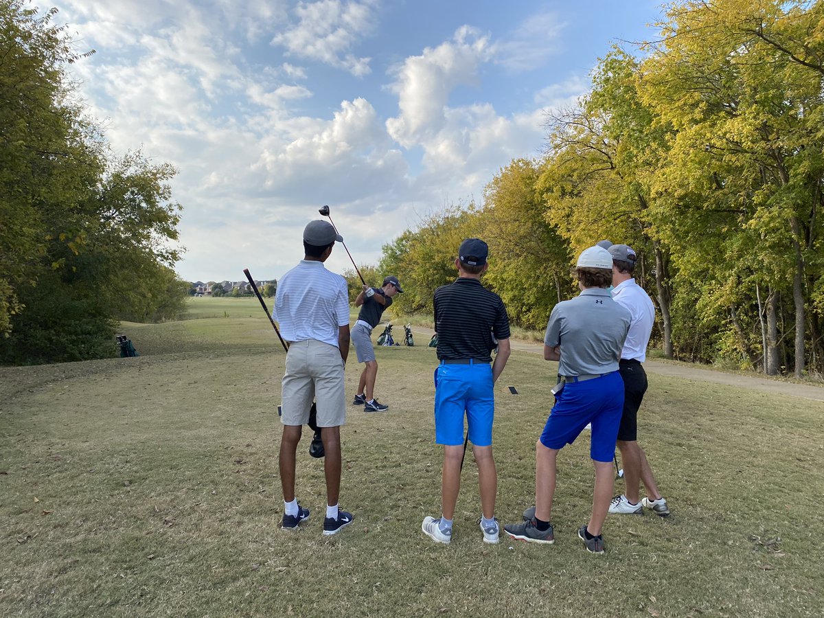 reedyliongolf's tweet photo. Getting 2020 Frisco Cup ready! #LearnTheCourse #Hardwork #rhsroar https://t.co/j9w18Hg5XR