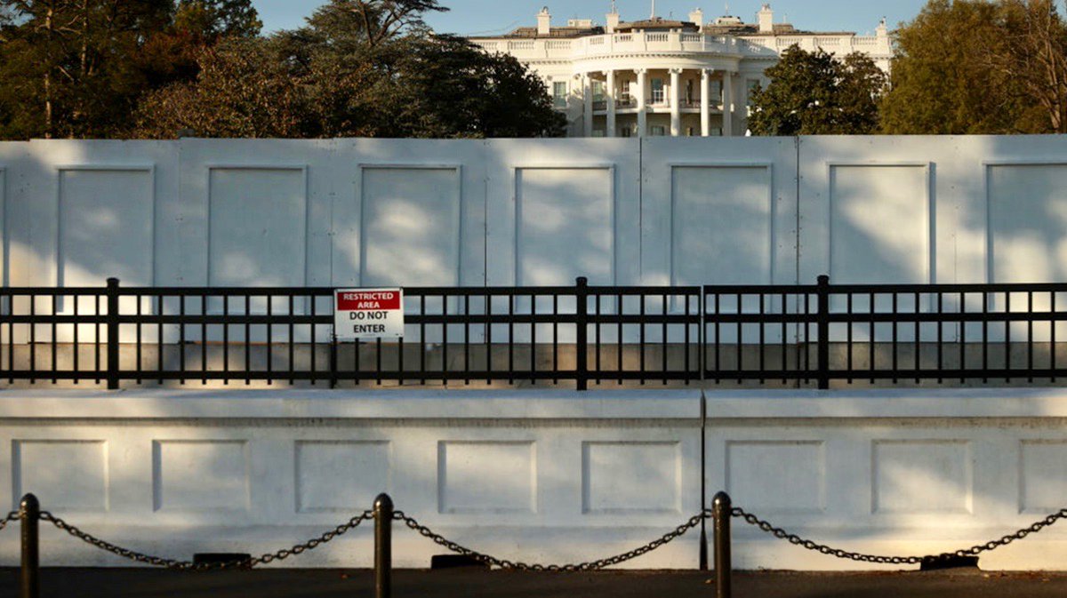 BeschlossDC's tweet image. And the wall — in January, could we please get rid of this ugly, un-American wall that now separates the White House from all of us citizens who actually own the old historic mansion and 18 acres of grounds?  Lots of much more important things to do first, but heed the symbolism.