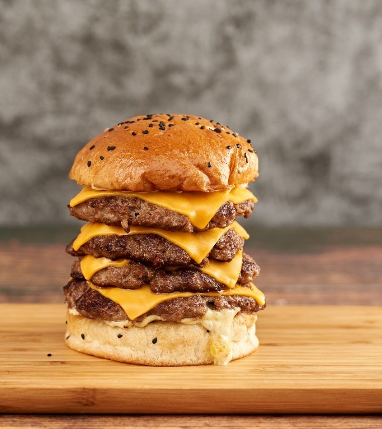 giselletanasio3's tweet photo. Todos los que han probado nuestras #Burger ahora no dejan de pedirla. 🤤🍔 Y vos que esperas para probar? #burgerclass
📍 DELIVERY Y PICK UP PARA TU COMODIDAD
📲 0983.333369 https://t.co/93sismoD63