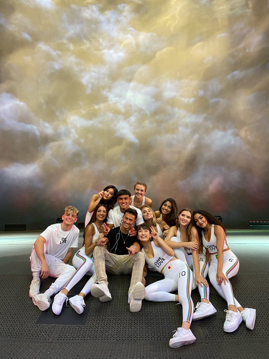sofyaplotnikova's tweet photo. 🤍 #NowUnitedR3HABOneLove https://t.co/ag2Lzel388