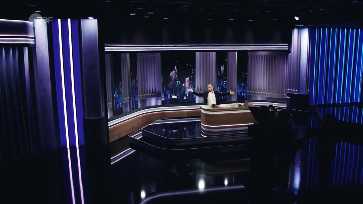 xeilian's tweet photo. Ich hab die Sendung schon irgendwie vermisst. Herzlichen Glückwunsch zur ersten Sendung, @zdfmagazin! #zdfmagazin https://t.co/qdCGvZ9MVP