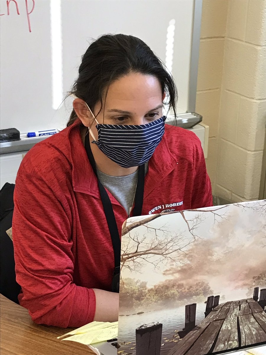 WittlingerChris's tweet photo. Hooray for Friday surprises!!  Thanks to Mrs. Troutman for stopping by and bringing smiles 😃#wittlingerswinners @WittlingerChris @TroutmanFC2 @OwenJRobertsFC #whatmakesFCspecial https://t.co/C1Bzv5Ko6G