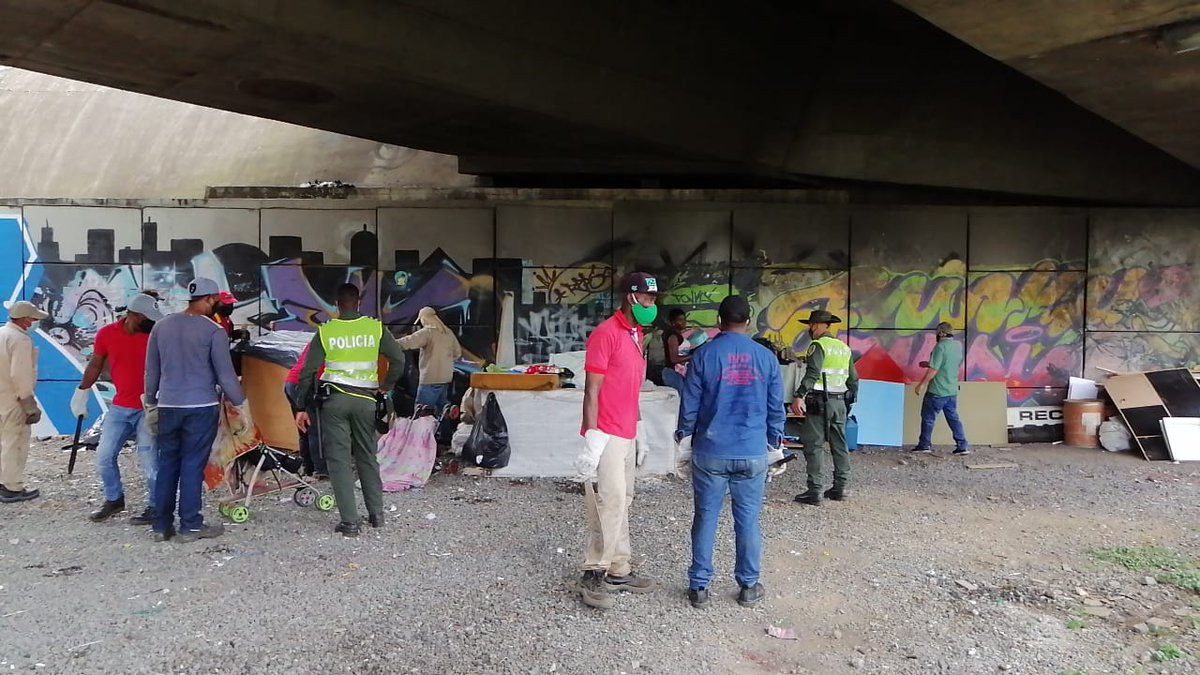 Recuperación del espacio publico. Puente de los mil Días...