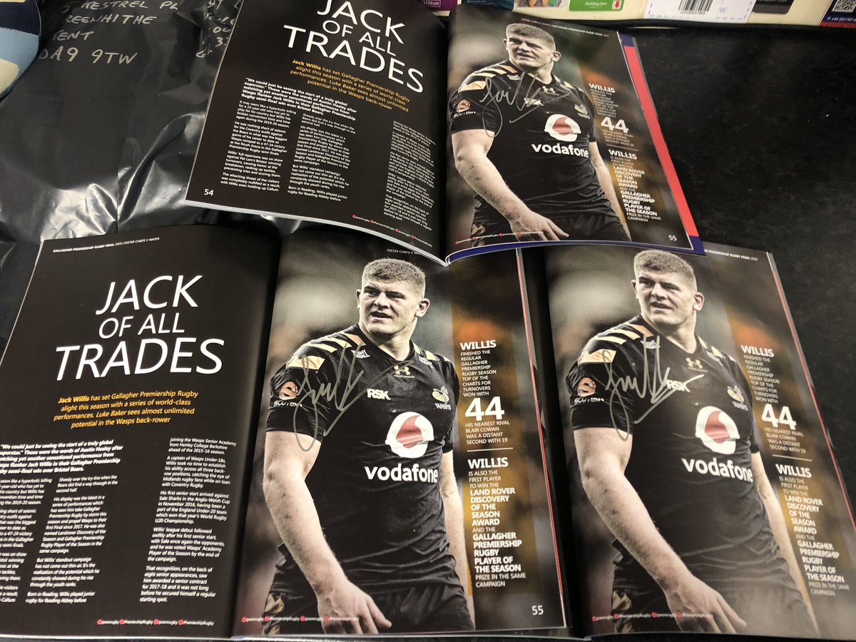 WaspsKitMan's tweet photo. Kitman Clearout. Found an extra programme and managed to get this fella @jackswillis7 to sign all three. Will run this for another week now. To be in next Thursdays hat. Follow me AND Mr Willis, Retweet #everykitmanknows Final. Happy Friday everyone 🍷🍷🍷 https://t.co/v1l52ba8oc