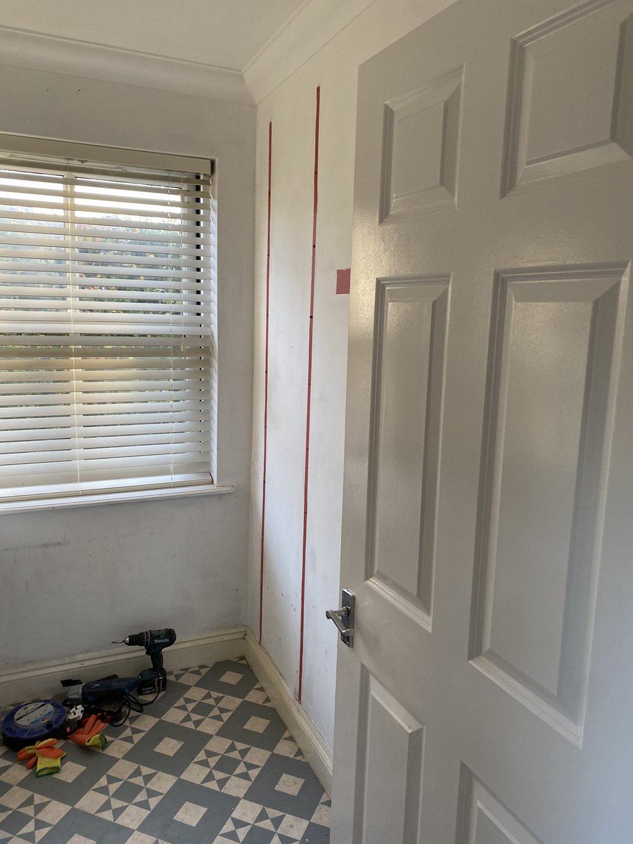 MFfurniture1's tweet photo. Today fitting job was in a utility room first to replace a dark worktop for a light one, and then to fit the cupboards I made last week #utilityroom #utilitystorage #storage #bespokefurniture #bespokedesign https://t.co/wJN80y9d53