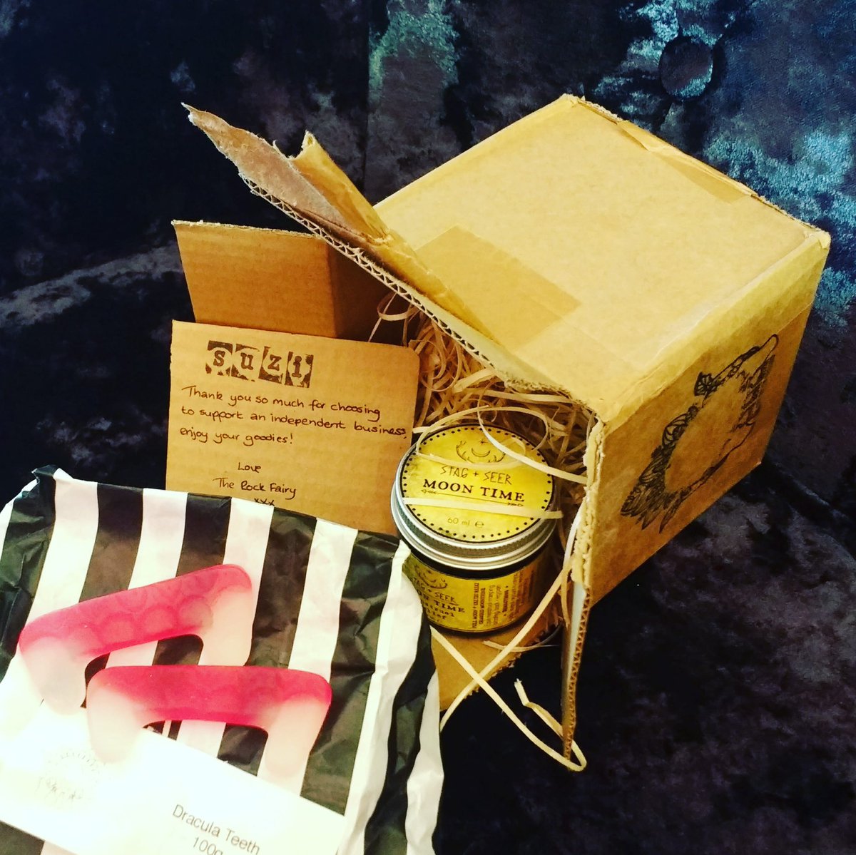 SuziBootz's tweet photo. I love the ethos of @TheRockFairyHQ
environmentally conscious items & products sold by a genuine music lover AND a tree gets planted for every purchase! You can still shop online over lockdown too so go have a virtual browse!
#earthfriendlyrocker #happycustomer https://t.co/hewhQTVLUH