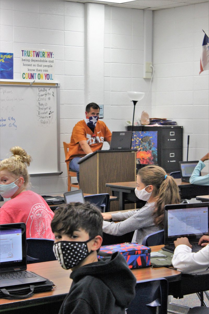 StrackKISD's tweet photo. He doesn't just talk the talk... @jason__ovalle models true leadership and support for his teachers every day. Need a class covered? He's got it. #strackchamps #Rise2Excellence @KleinISD @jenny_mcgown @Bailey1Jeffrey https://t.co/xRVMii9Uw3