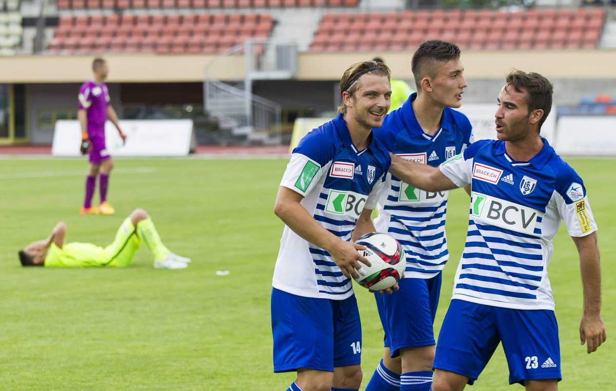 And, if eight goals wasn't enough... Lausanne and Biel played out a nine-goal affair in 2015.Biel led 3-0 and then 4-1 with just FIFTEEN minutes to play before Lausanne found four goals in ten minutes to win the game at the last.One of the most amazing comebacks!