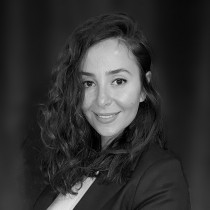 Charles_Lister's tweet photo. I'm very happy to announce that Noha Alkamcha (@nanokam) has joined @MEI_Syria as a non-resident scholar!

Noha's expertise on civil society, governance, stabilization &amp; much more makes her a fantastic addition to @MiddleEastInst's #Syria team.

Welcome! https://t.co/iDYc69MbPj