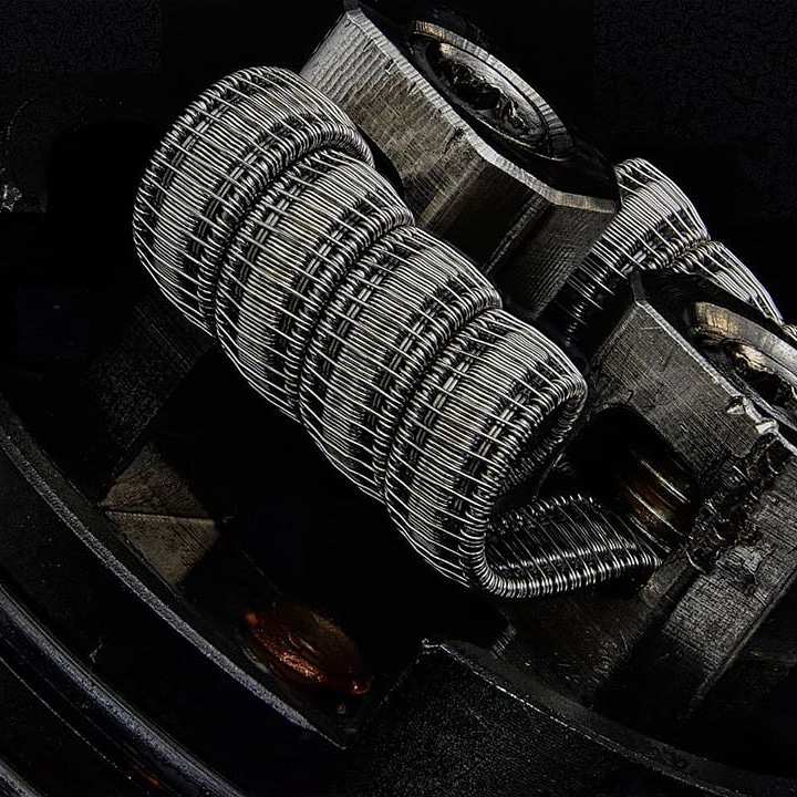 jenniferAlvarw's tweet photo. From @pirkdigula 
Pulled out my battle worn U.S.1 V2 
This thing keeps hitting like new.

https://t.co/9AhRjwJfn9
 
#vapers #usavapers 
#coil #coilporn #coilbuilder #coilbuild #coilsmith #coilarchitects #cleancoils #eliquids #eliquid #notblowingsmoke #coilclass https://t.co/DMHGj4ia7o