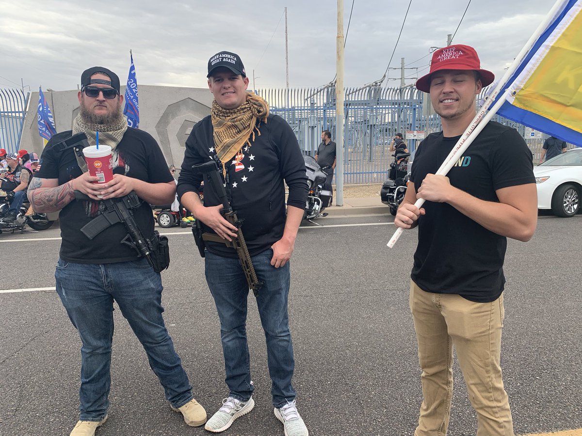 More and more attendees are showing up with guns.  @azcentral